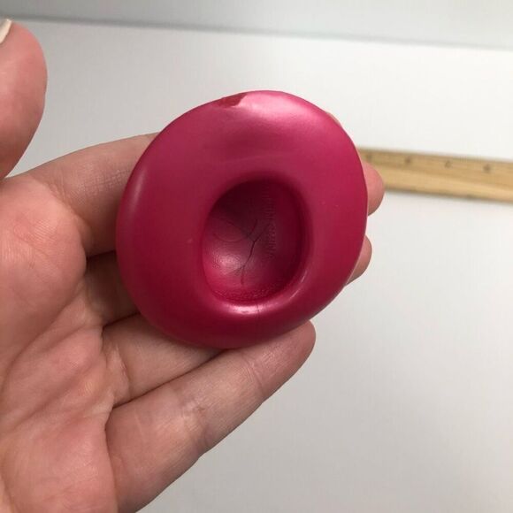 fisher price loving family dollhouse pink sun hat mother girl yellow flower - Picture 7 of 7